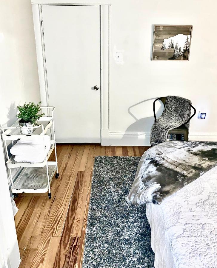 Newly Renovated Cozy Home Minutes From Broadmoor And Downtown Colorado Springs Luaran gambar